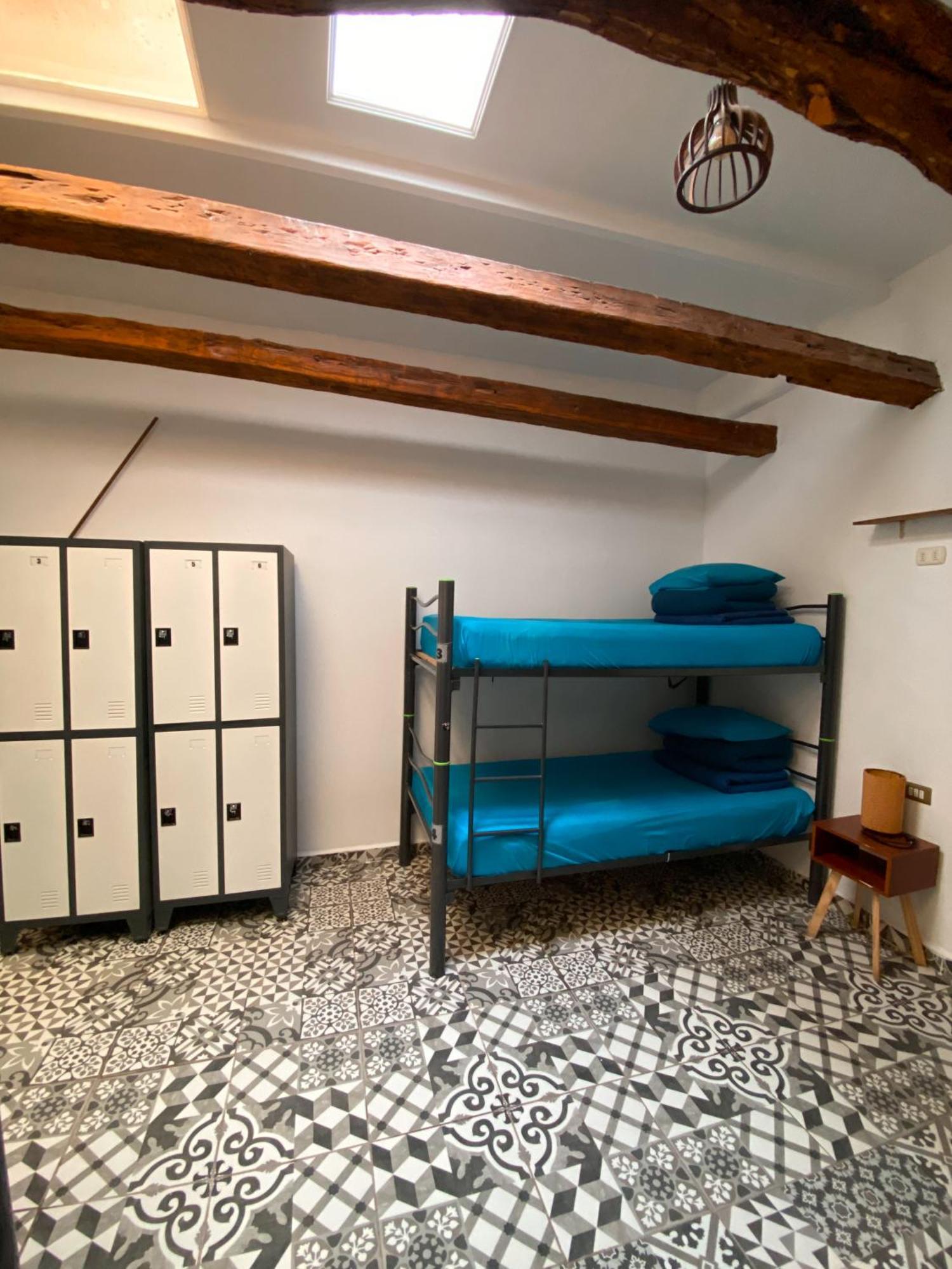 Rey Lagarto Hostel ซานเปโดร เด อาตากามา ภายนอก รูปภาพ